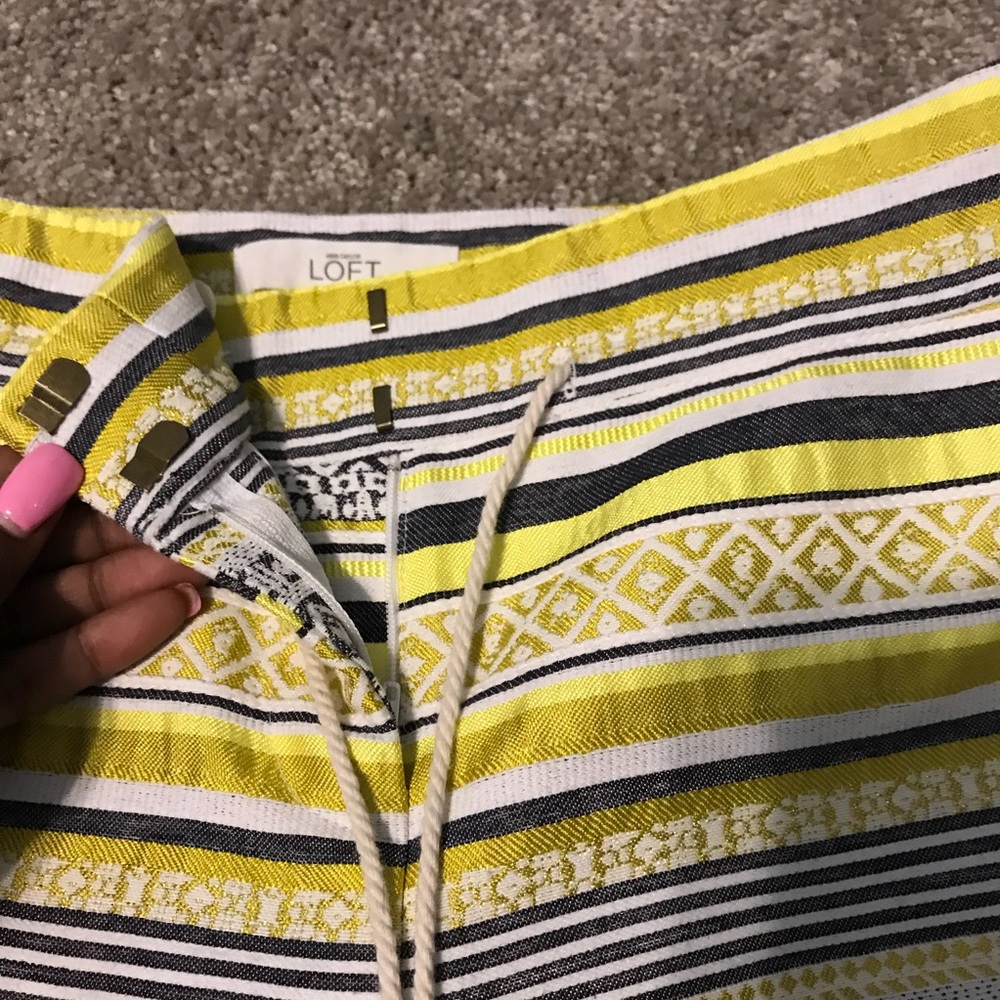 Loft Patterned Riviera Shorts ✨ - Picture 3 of 6